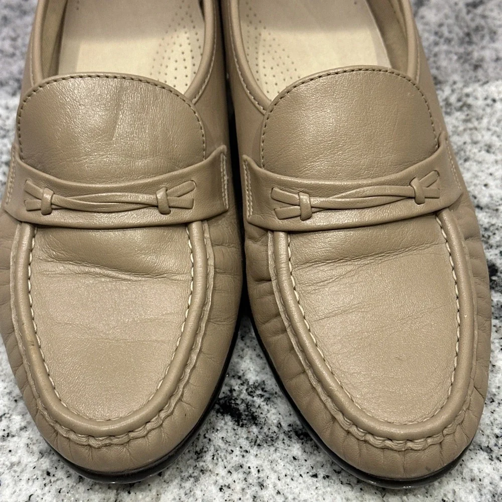 SAS Womens Easier Comfort Shoes Tripad Slip On Tan‎ Leather 9.5 M Heel 142375